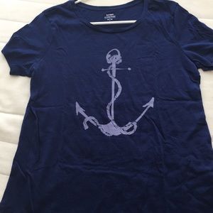 Blue anchor t-shirt size medium